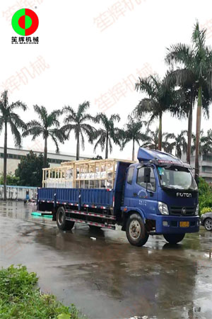 上?？蛻粲嗁彍u流機組,不畏風雨裝車發(fā)貨!