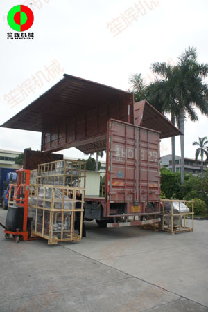 湖南經(jīng)銷定制的多套渦流洗菜機(jī)等設(shè)備專車發(fā)貨交付！