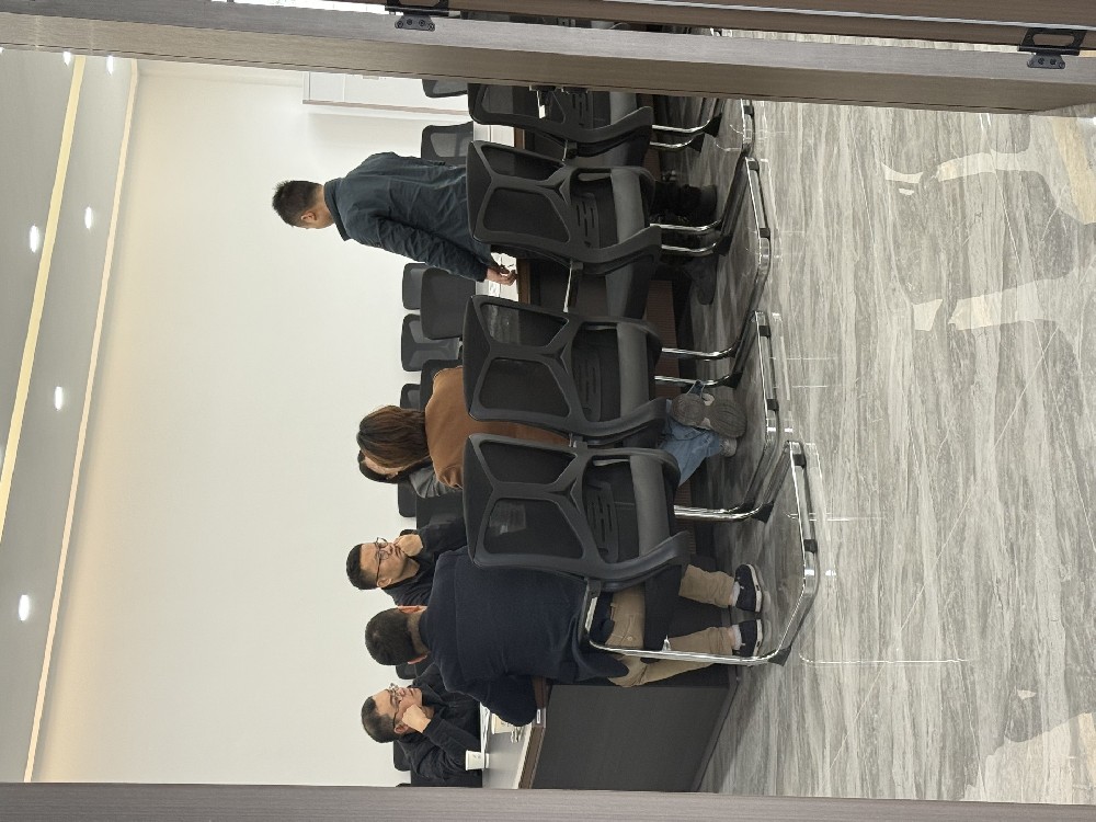 共話(huà)合作，共謀發(fā)展——山東客戶(hù)蒞臨我司車(chē)間參觀(guān)考察